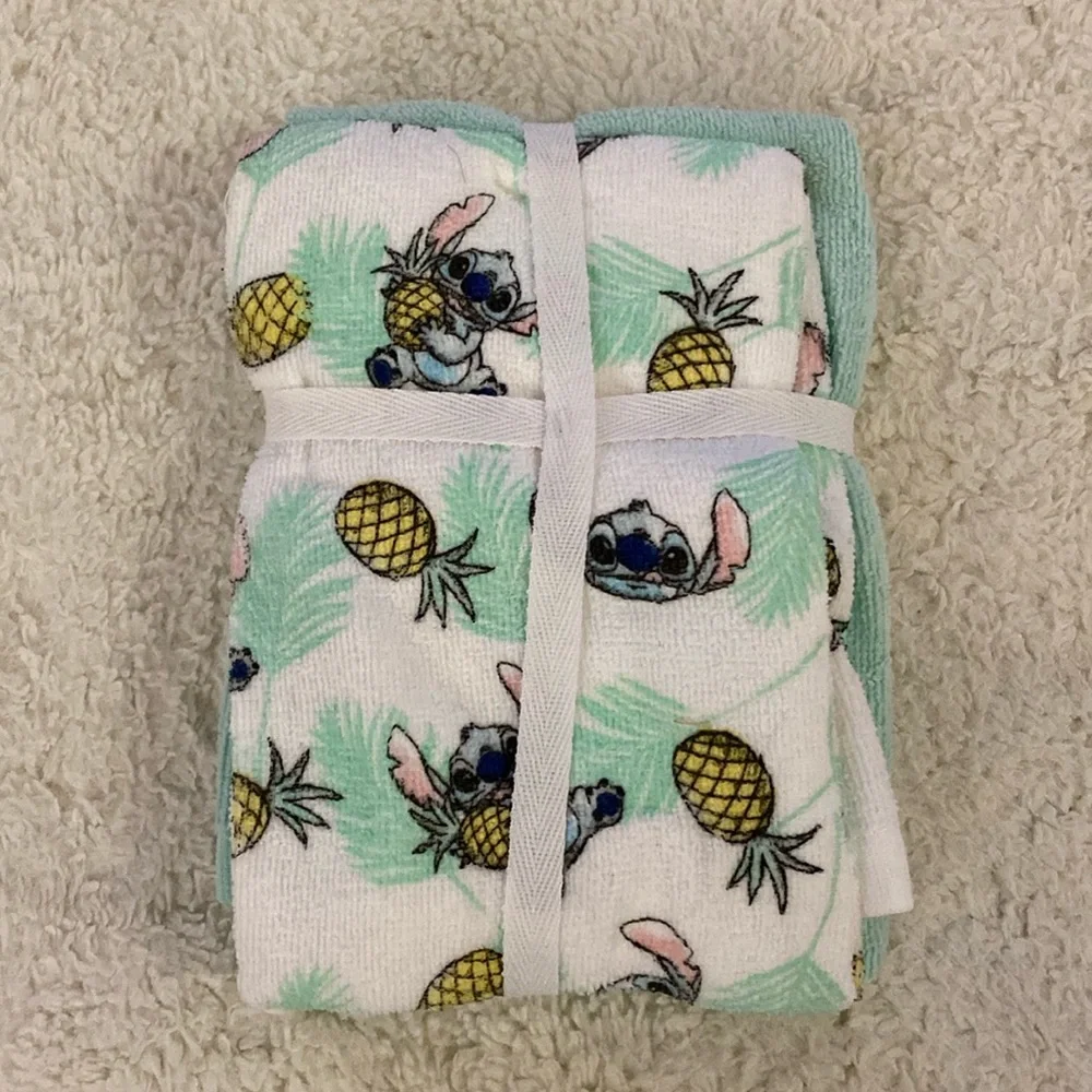 ❤️ Disney’s Lilo & Stitch Pineapple Tea Towel Set NWT